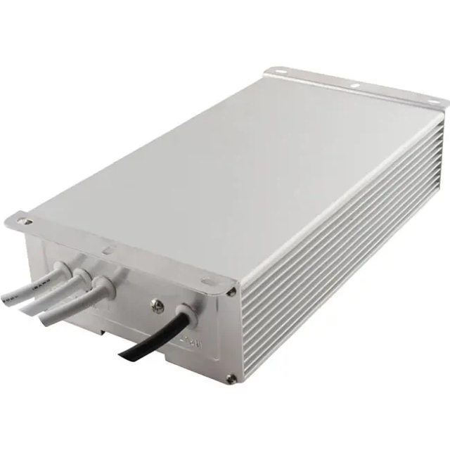 একটি LED ড্রাইভার ঠিক কি এবং কেন এটি গুরুত্বপূর্ণ?